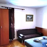 Prázdninový dům State Of Art, Balica Rat Stanici