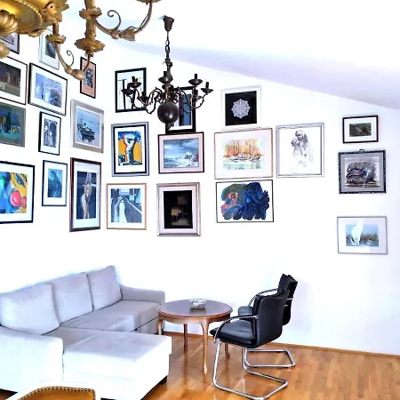 State Of Art, Balica Rat Casa de Férias Stanici